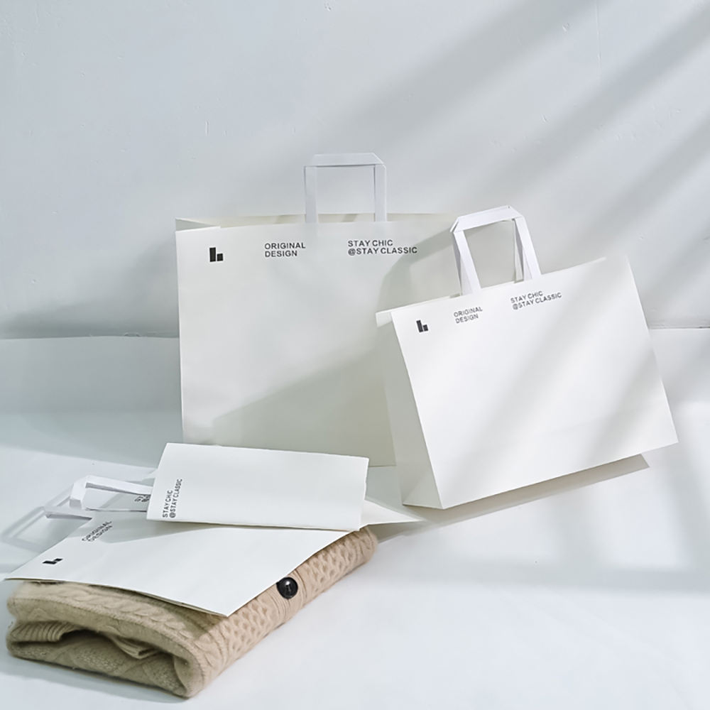 Custom Foldable Paper Shopping Bag with Embedded Handle Retail Packaging