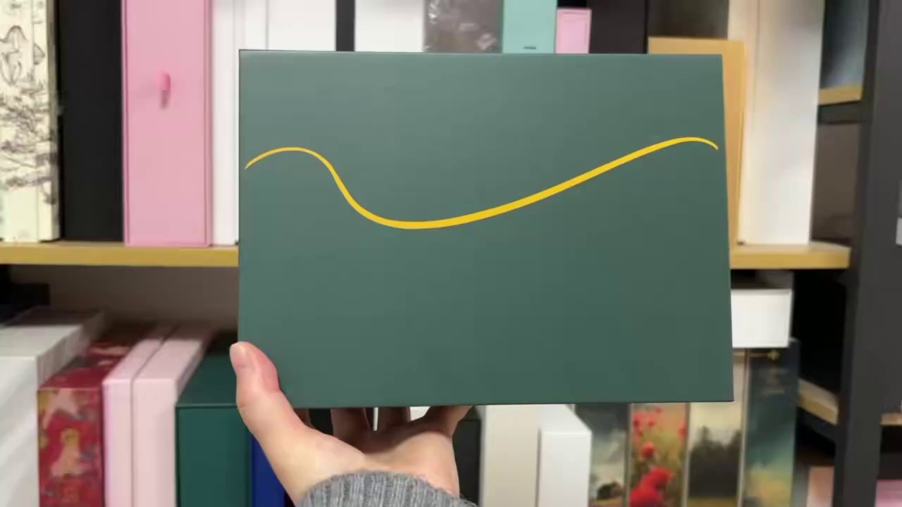 Custom Paper Rigid Magnet Packaging Gift Paper Box with Magnetic Lid Box