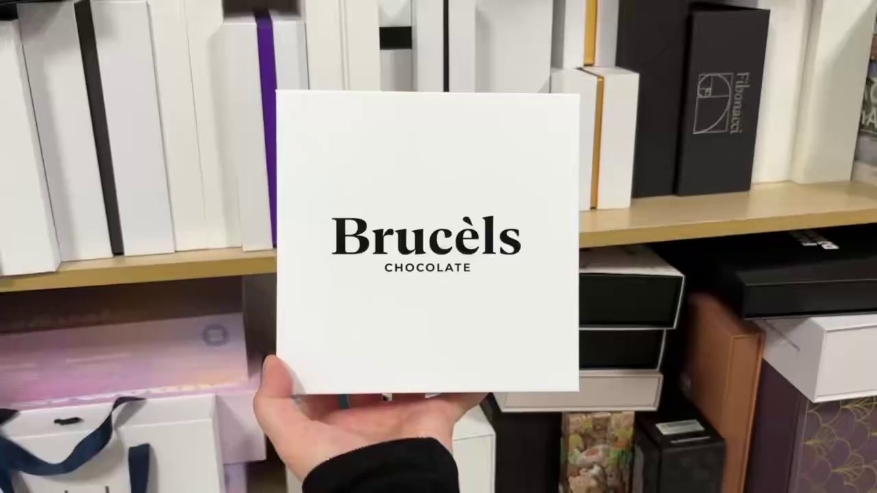 Customizable Magnetic Jewelry Box