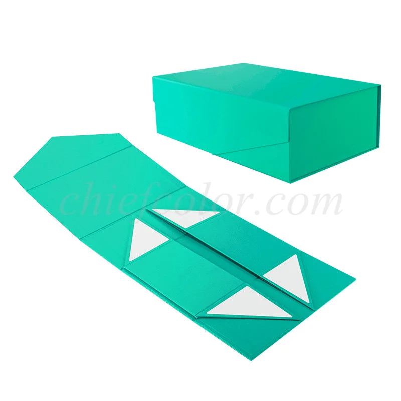 Cyan Retail Foldable Gift Box Magnetic Closure
