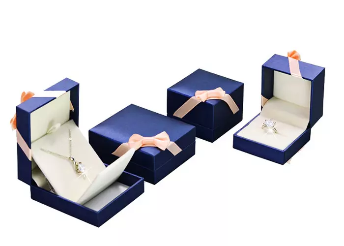 Custom Jewelry Boxes
